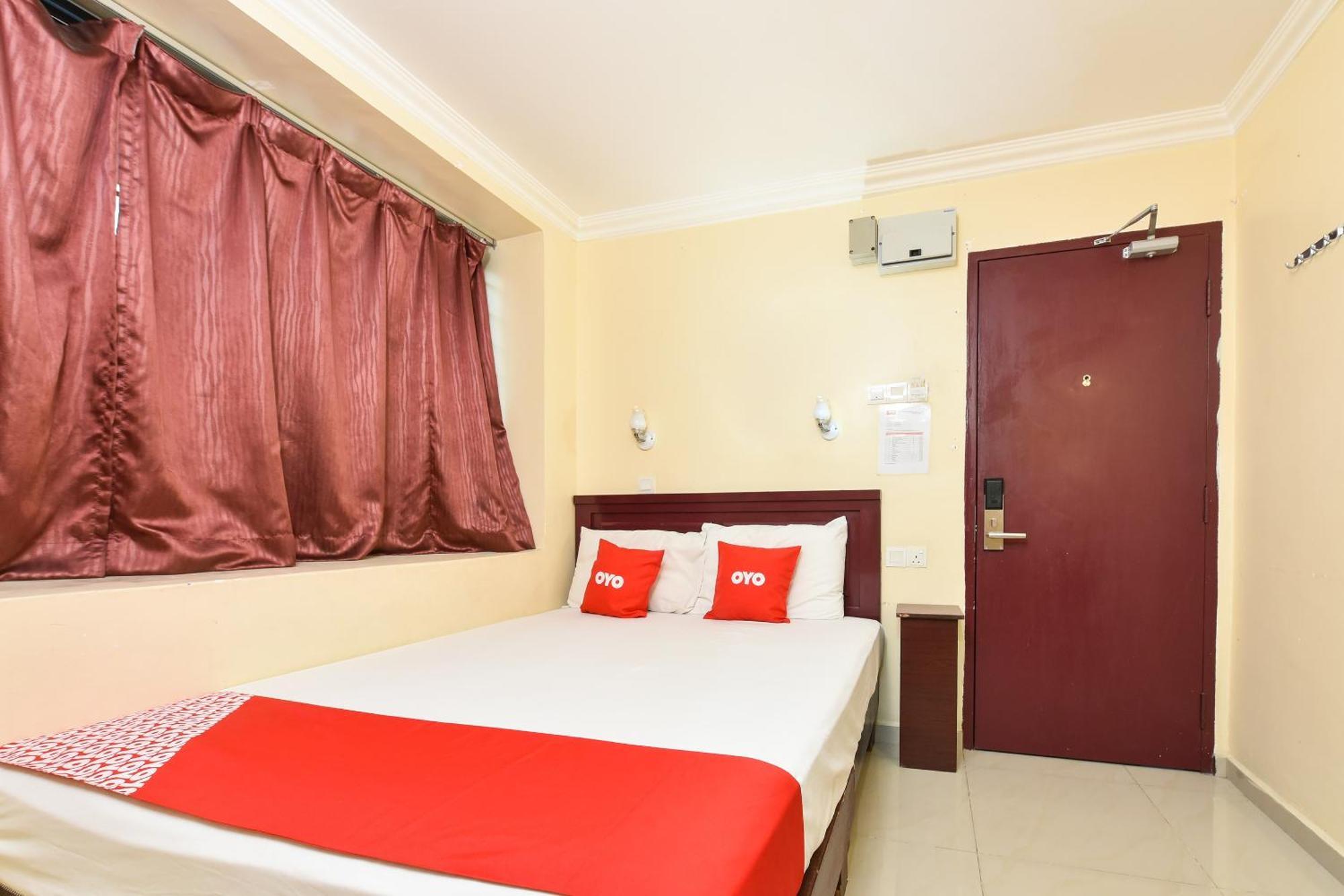 Super Oyo 90562 J Hotel Pj Petaling Jaya Exteriör bild